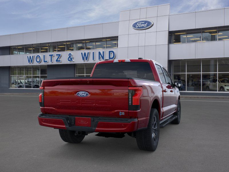 2025 Ford F-150 Lightning photo 8