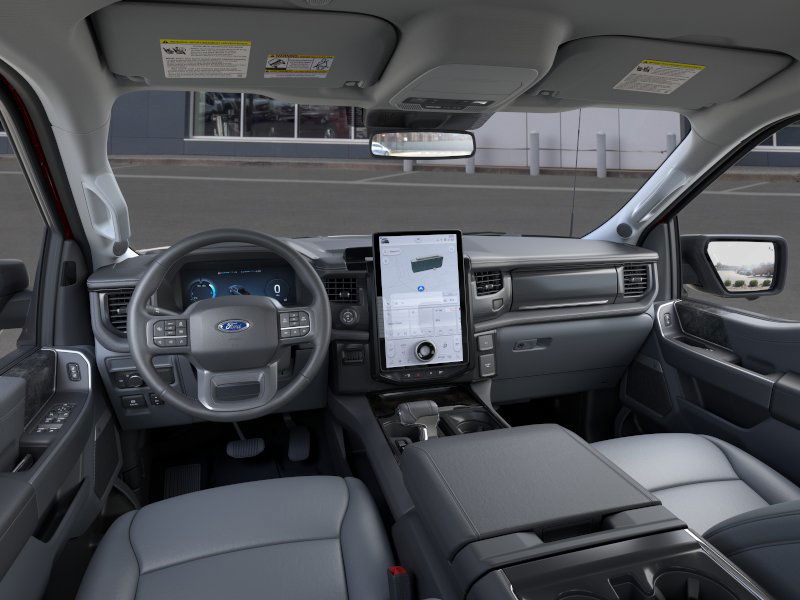 2025 Ford F-150 Lightning photo 9
