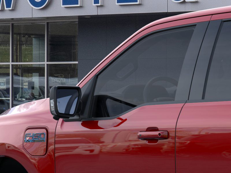 2025 Ford F-150 Lightning photo 19