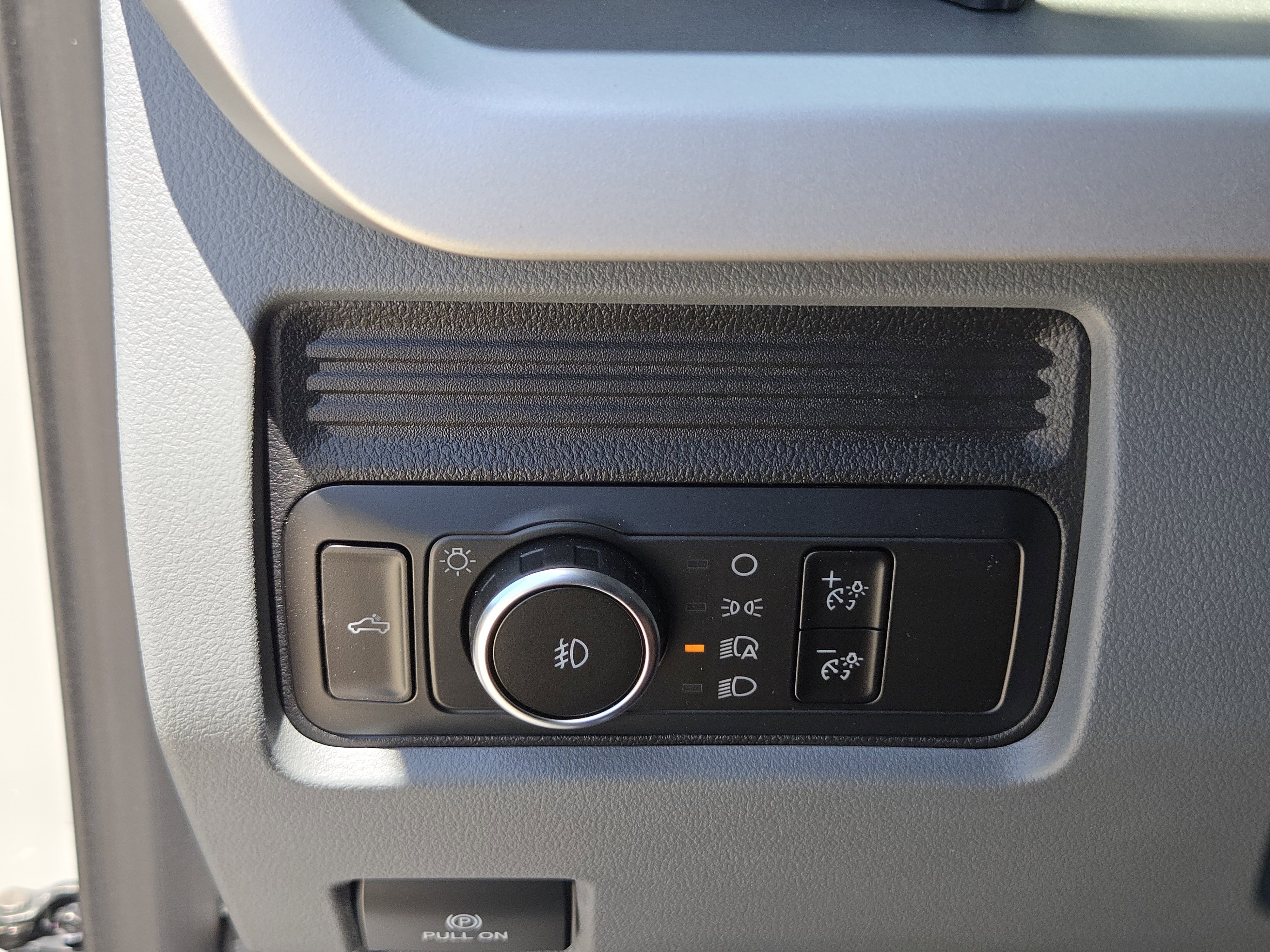 2025 Ford F-250 XL photo 14