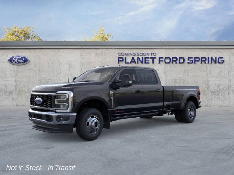2025 Ford Super Duty F-350 DRW LARIAT 4WD Crew Cab 8' Box