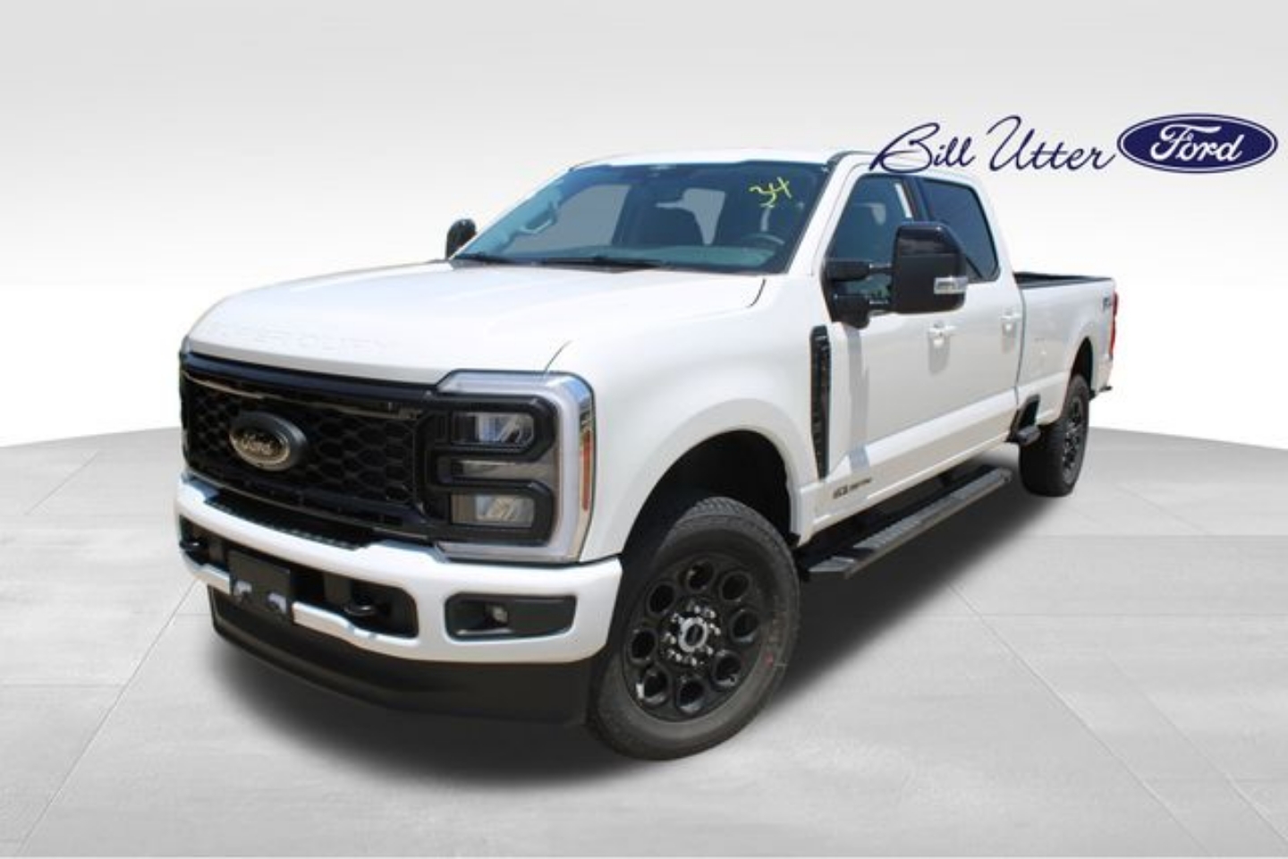 2025 Ford F-350 Super Duty Lariat's photo