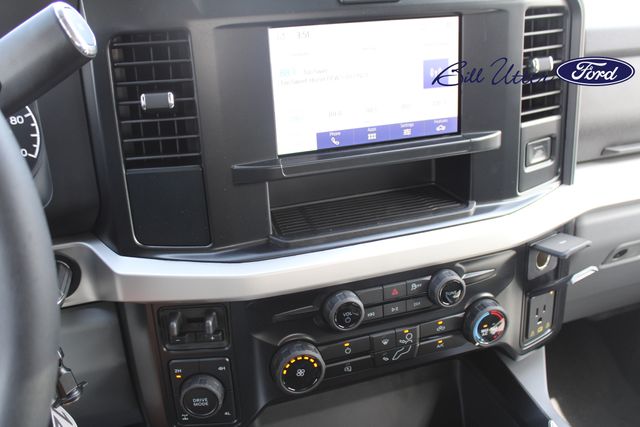 2025 Ford F-250 photo 11