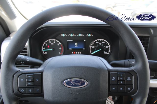 2025 Ford F-250 photo 13