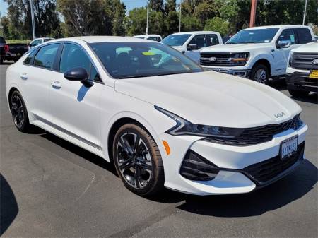 2022 Kia K5 GT-Line