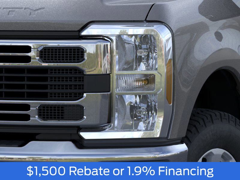 2025 Ford F-250 photo 15