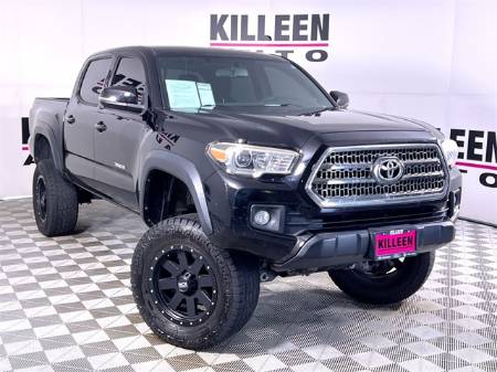 2017 Toyota Tacoma SR