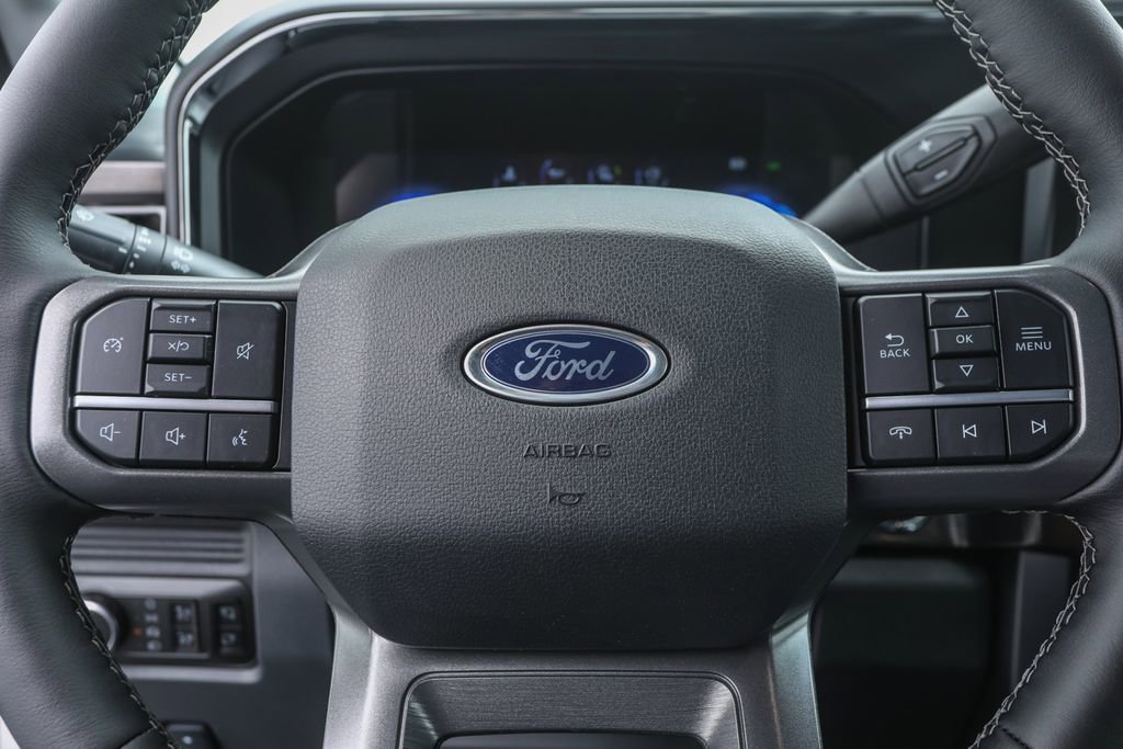 2025 Ford F-250 Lariat photo 5