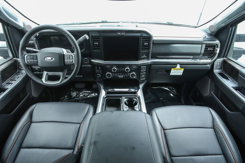 2025 Ford F-250 Lariat photo 10