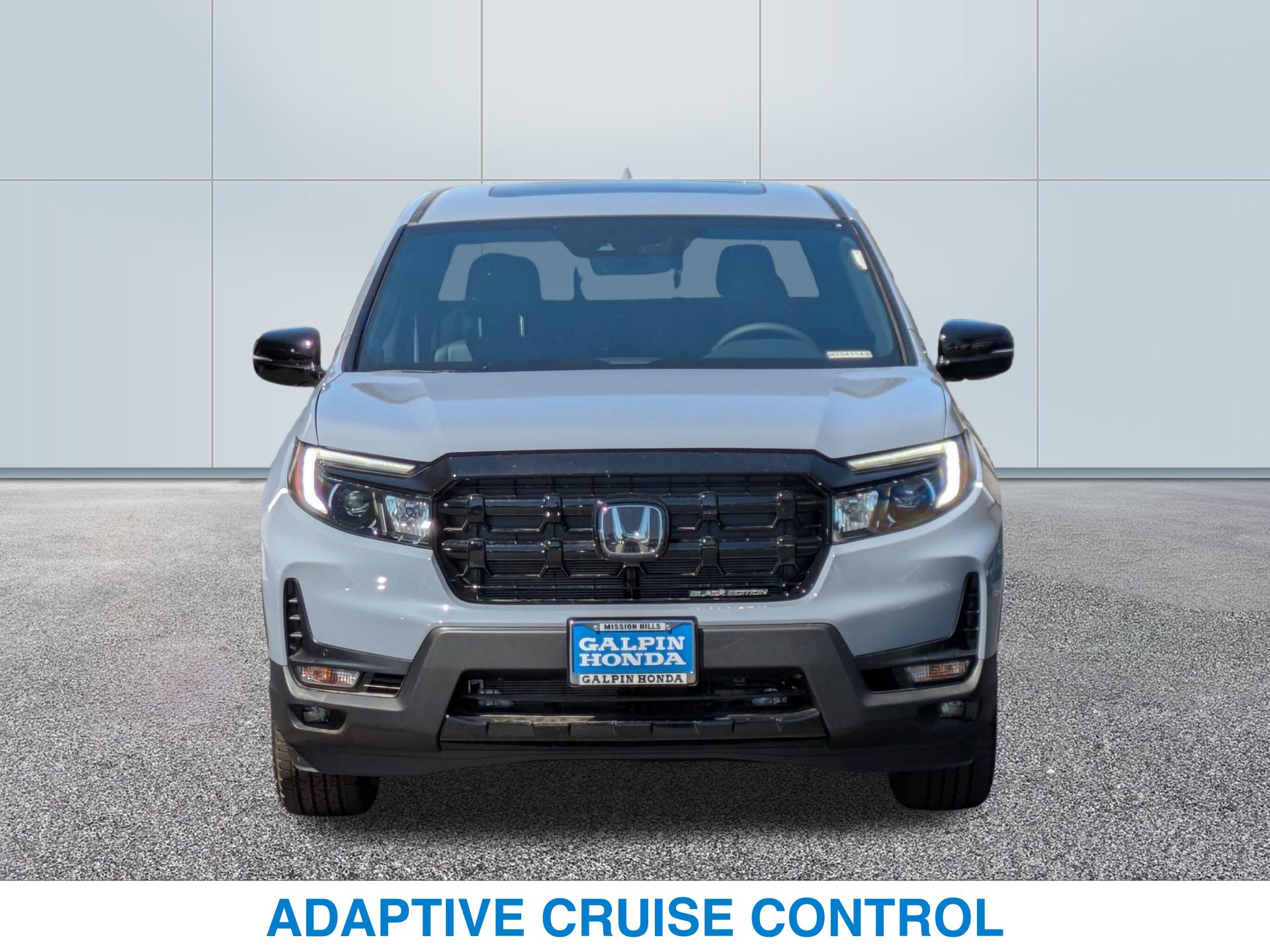 2025 Honda Ridgeline Black Edition photo 2