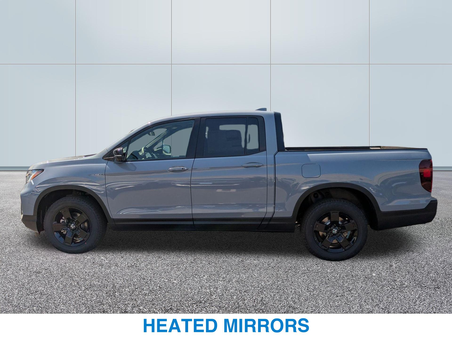 2025 Honda Ridgeline Black Edition photo 8