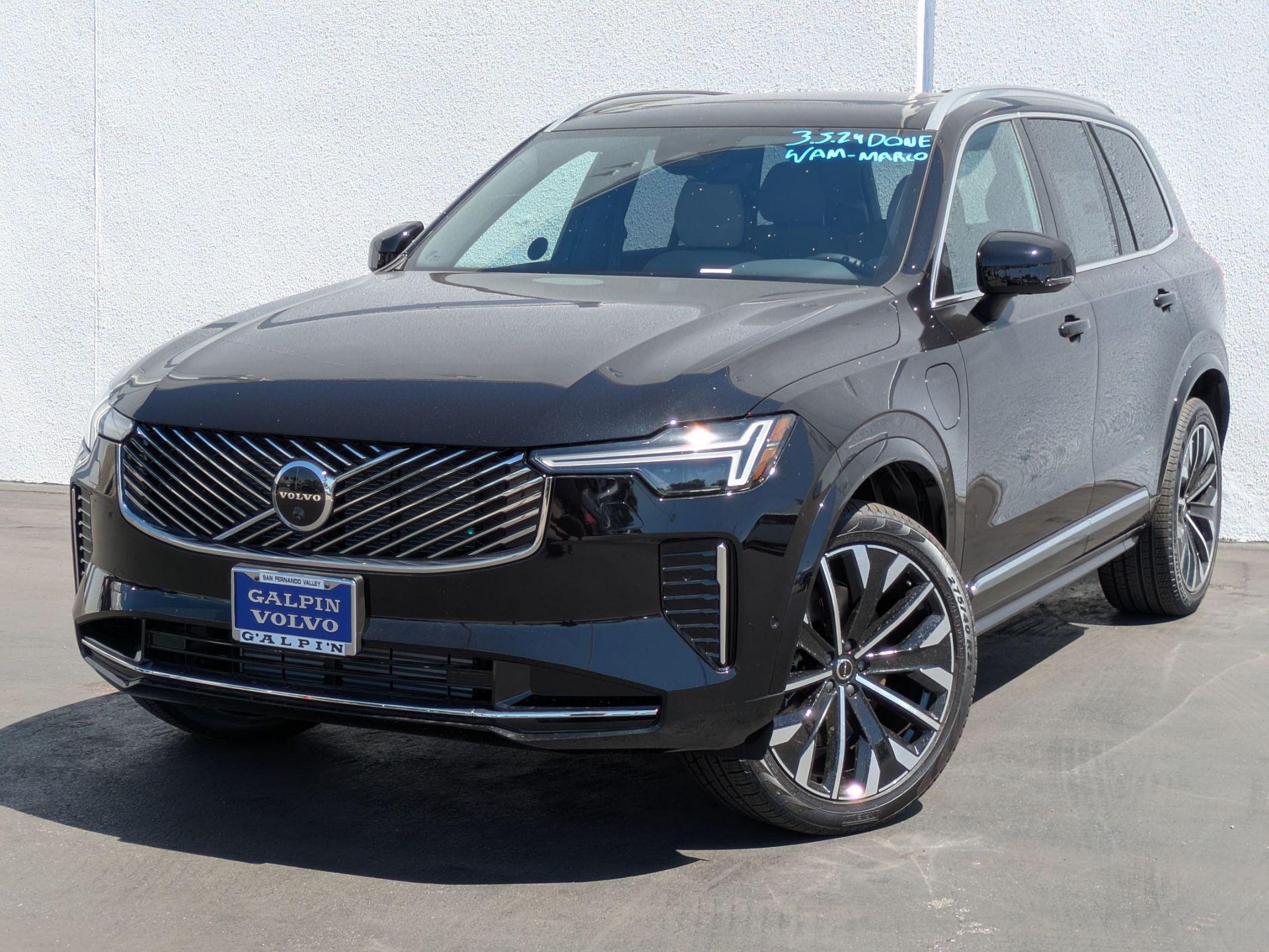2025 Volvo XC90 T8 AWD photo 6