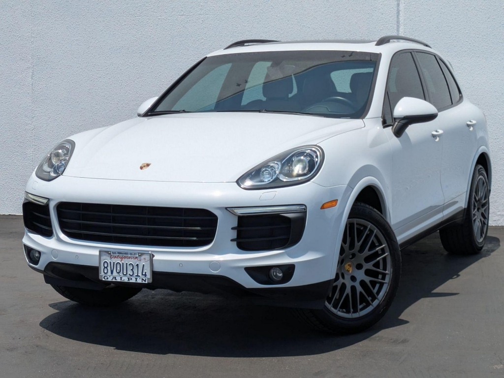 2018 Porsche Cayenne Platinum Edition