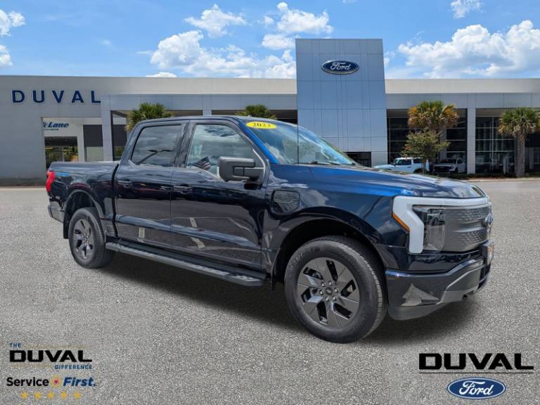 2023 Ford F-150 Lightning XLT