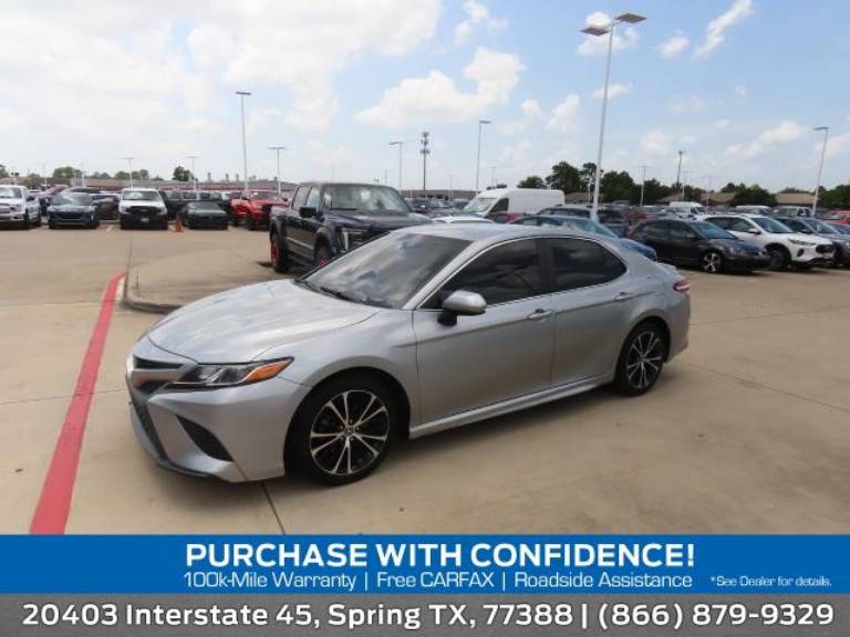 2020 Toyota Camry SE Auto