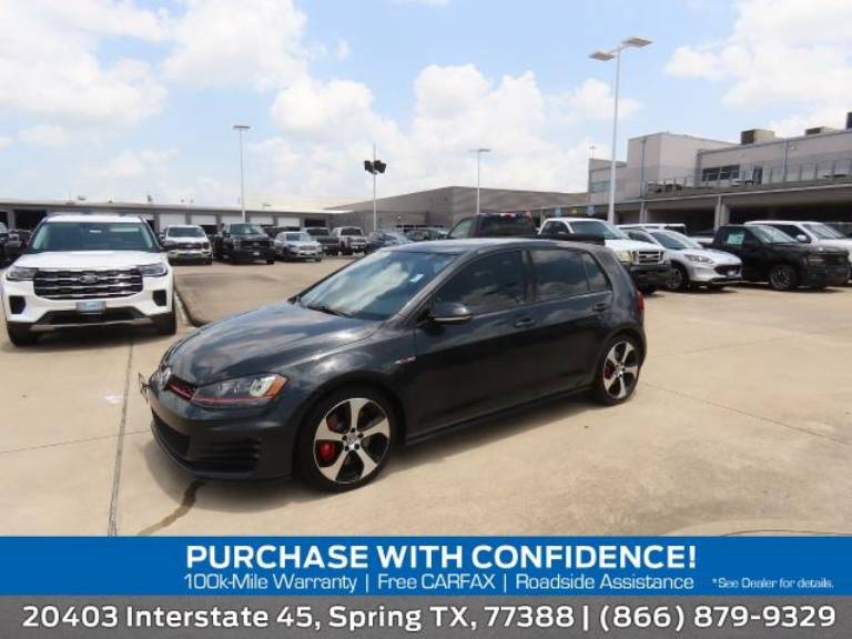 2017 Volkswagen Golf GTI 2.0T 4-Door SE DSG