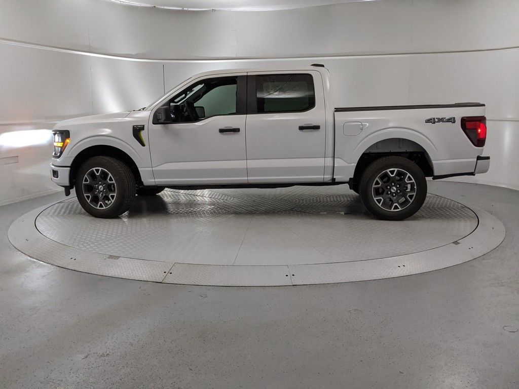 2025 Ford F-150 STX photo 3