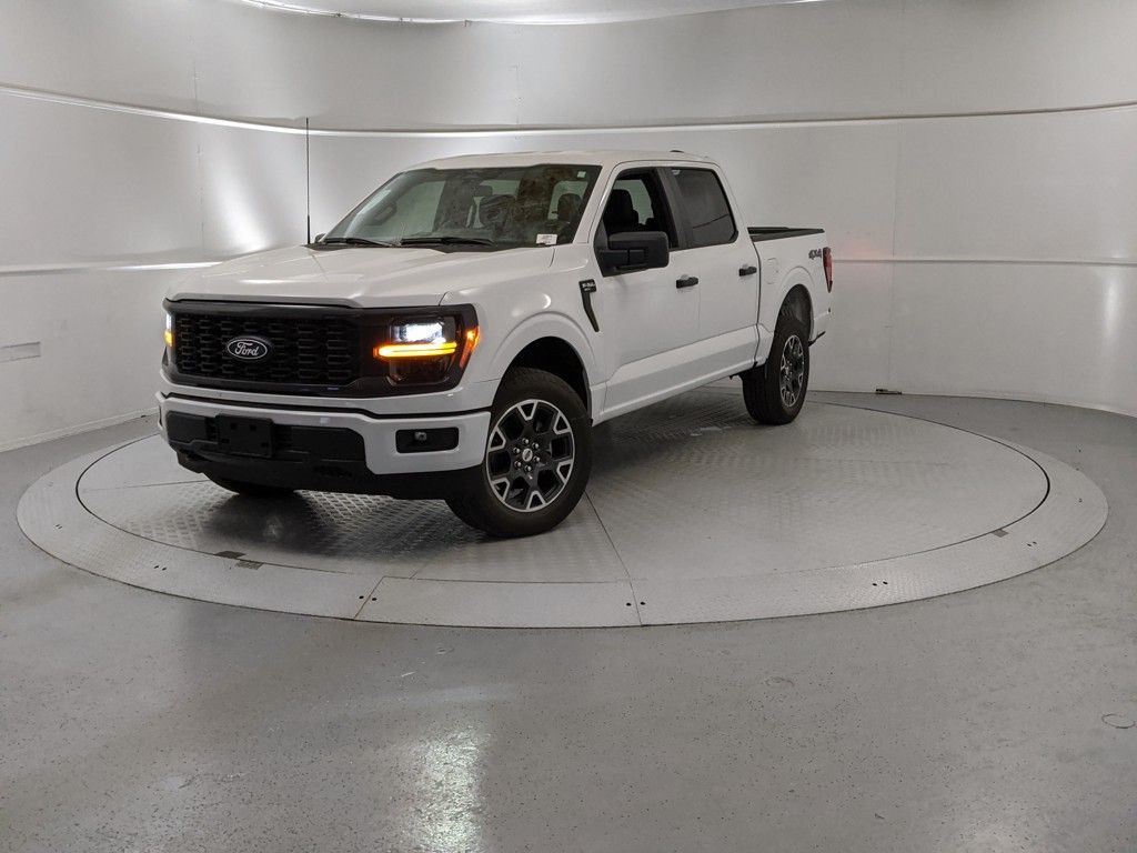 2025 Ford F-150 STX photo 4