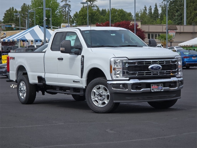 2025 Ford F-350SD XLT