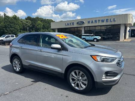2022 Ford Edge Titanium