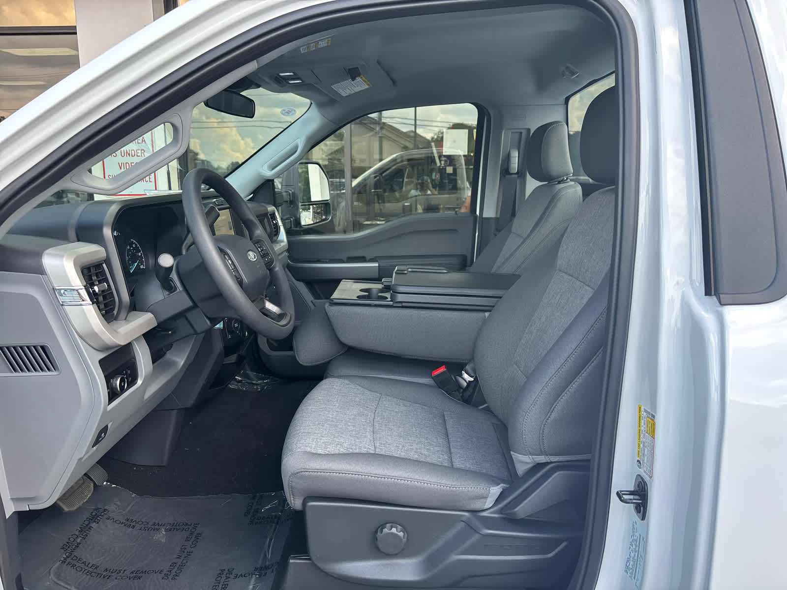 2025 Ford F-350 XL photo 17