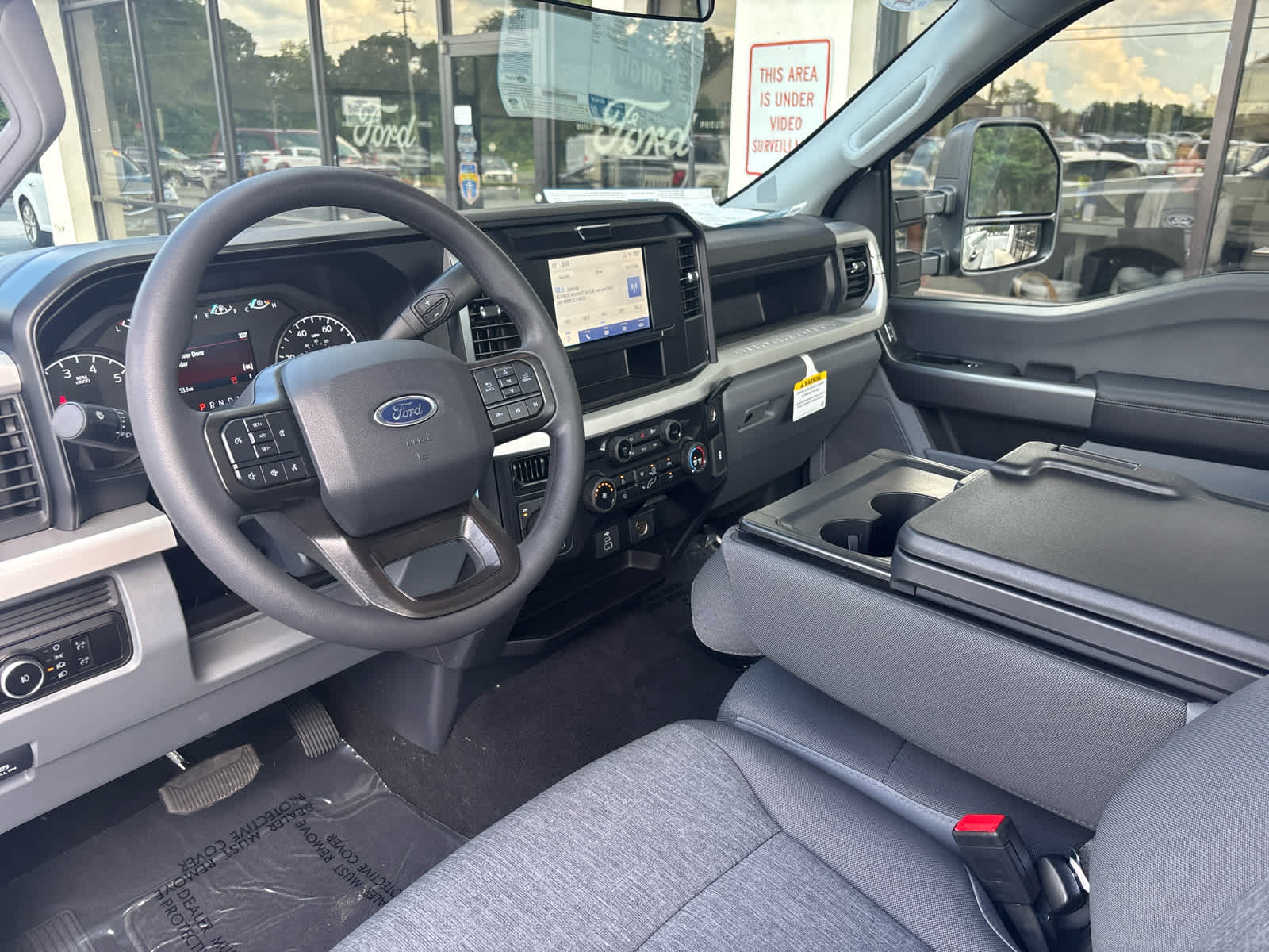 2025 Ford F-350 XL photo 18