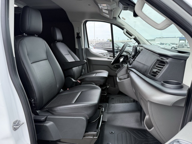 2025 Ford Transit Cargo Van photo 13