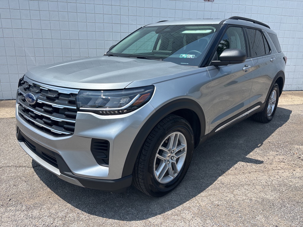 New 2025 Ford Explorer Active