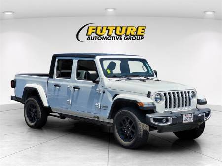 2023 Jeep Gladiator Overland