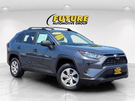 2020 Toyota RAV4 LE