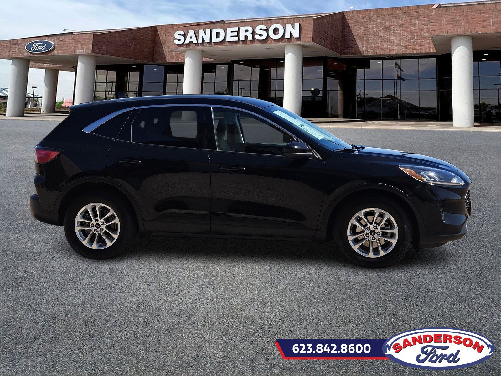 2021 Ford Escape SE photo 2