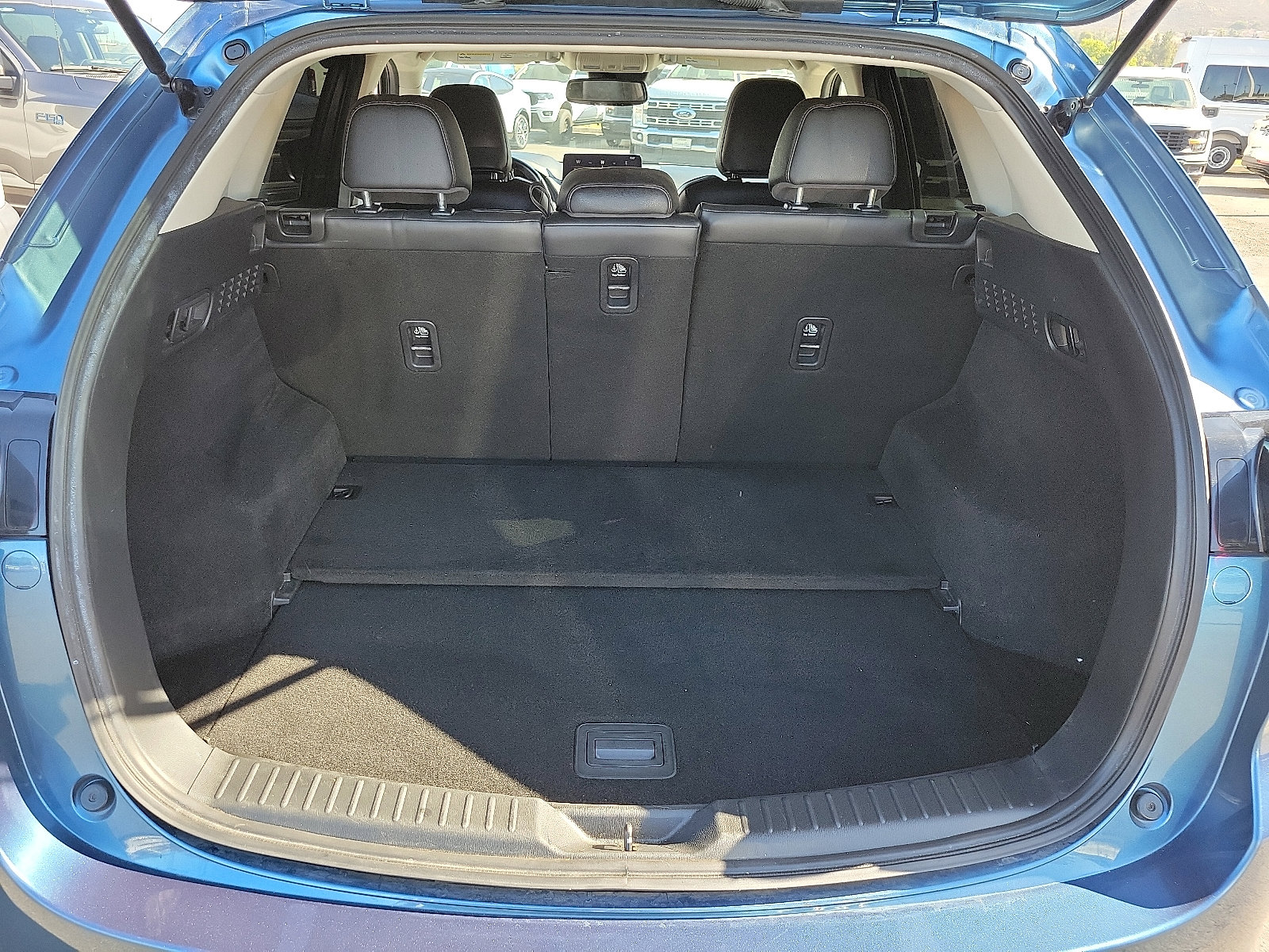 2022 Mazda CX-5 2.5 S Premium photo 11