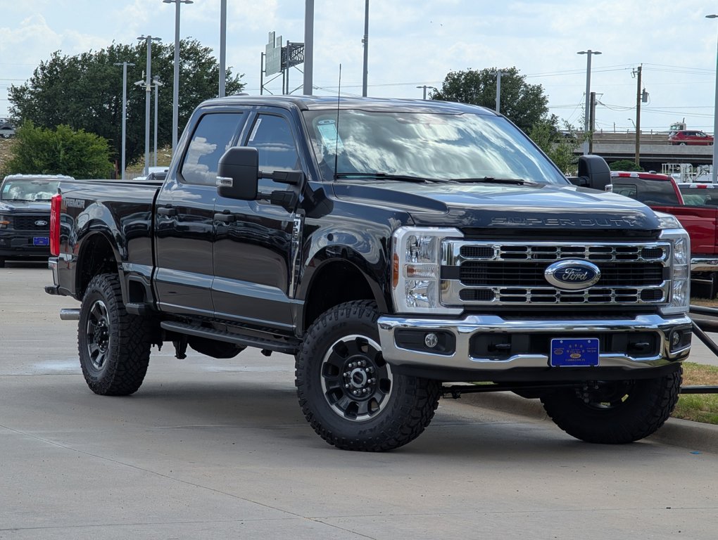 New 2025 Ford Super Duty F-250 SRW XLT