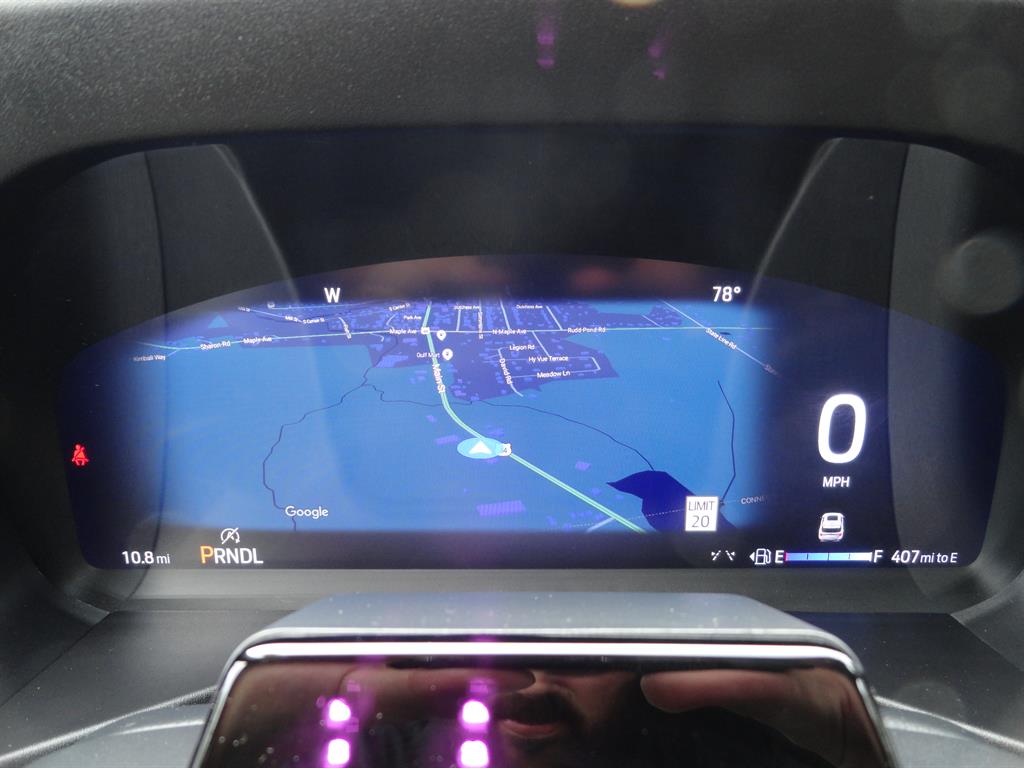 2025 Ford Explorer ST-Line photo 14