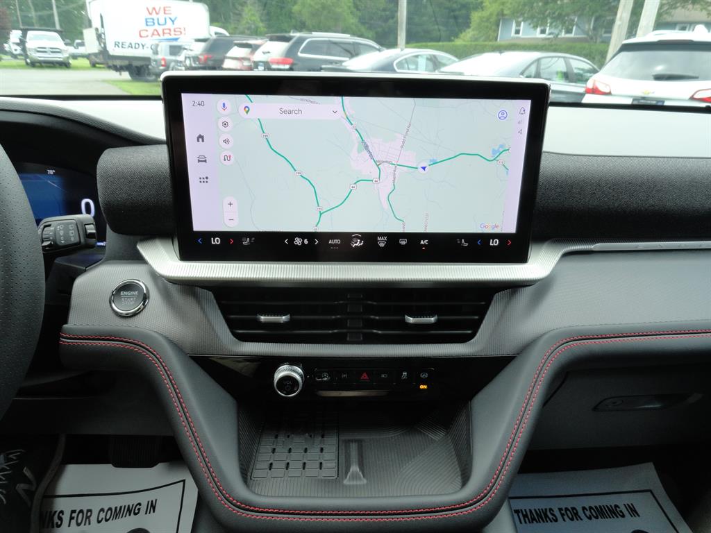 2025 Ford Explorer ST-Line photo 16