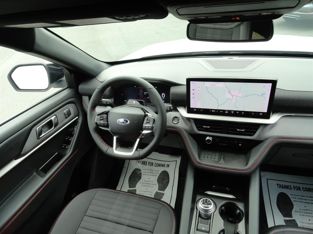 2025 Ford Explorer ST-Line photo 22
