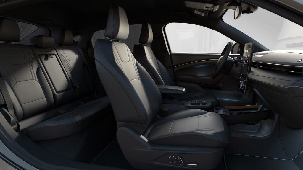 2025 Ford Mustang Premium photo 6