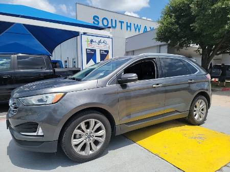 2019 Ford Edge Titanium