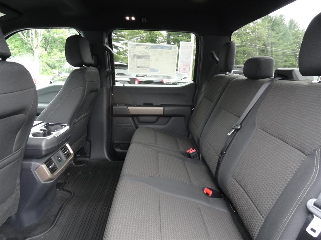 2025 Ford F-150 STX photo 18