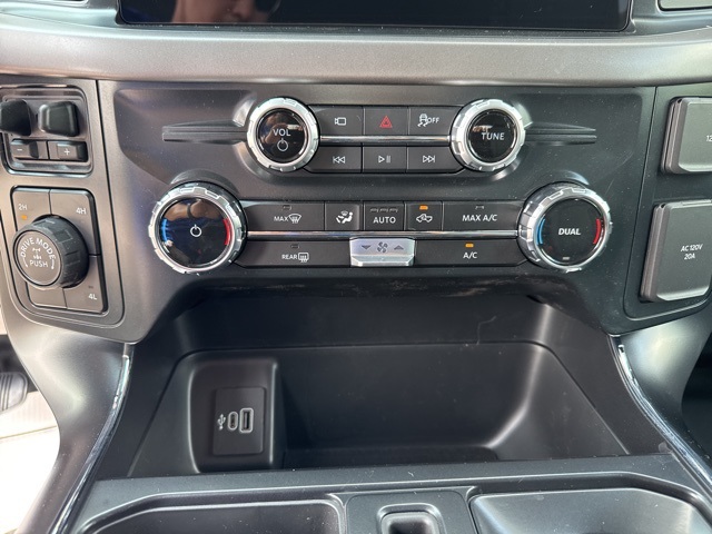 2025 Ford F-150 XL photo 8