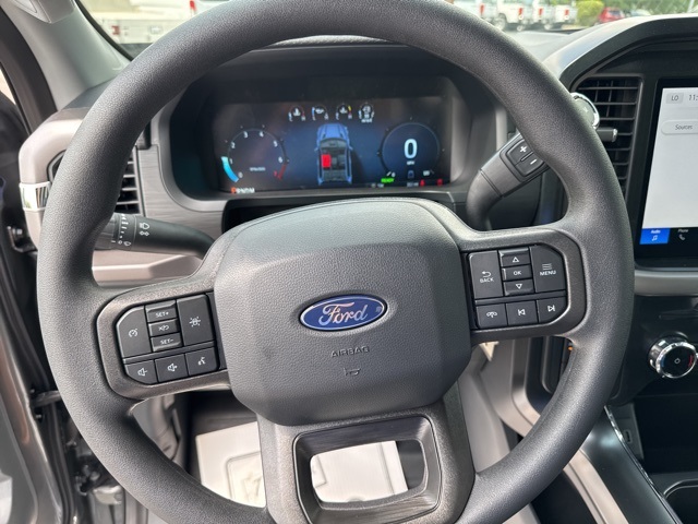 2025 Ford F-150 XL photo 11
