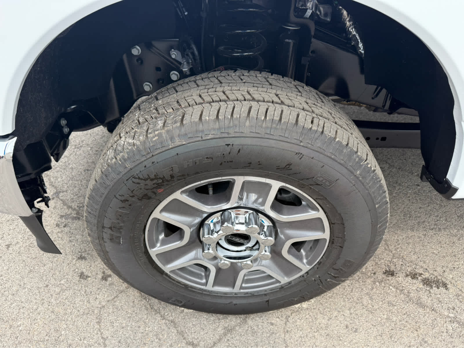 2025 Ford F-350 XLT photo 4