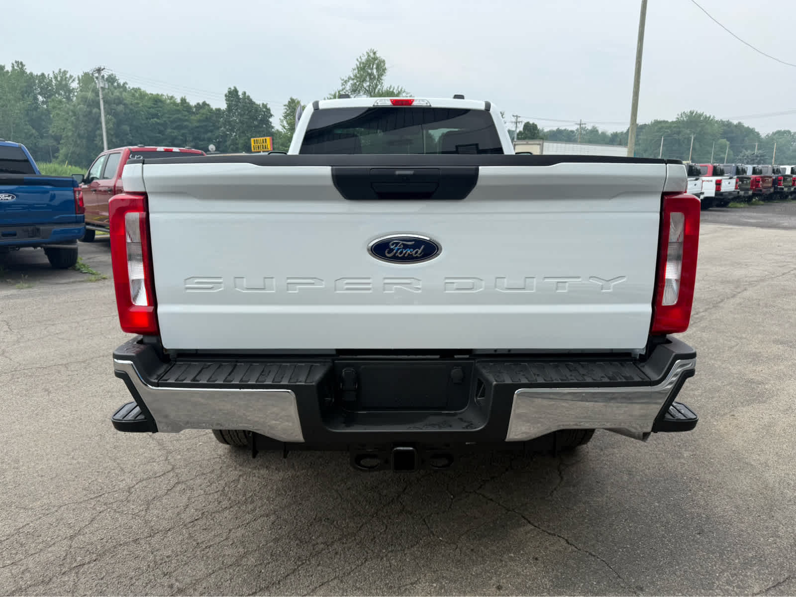 2025 Ford F-350 XLT photo 6