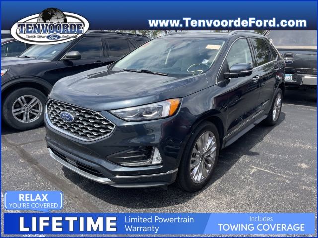 2022 Ford Edge Titanium