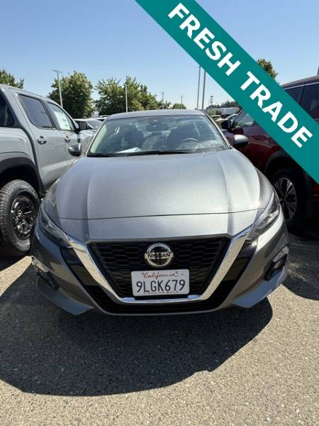 2020 Nissan Altima 2.5 SV