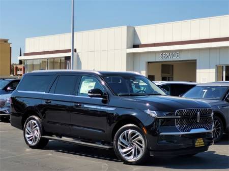 2025 Lincoln Navigator L Reserve