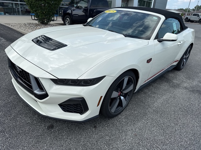 2025 Ford Mustang GT Premium photo 29