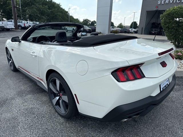 2025 Ford Mustang GT Premium photo 13