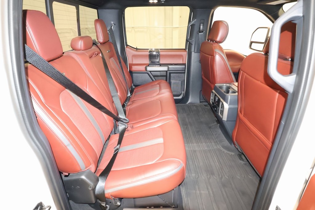 2022 Ford F-450 photo 16