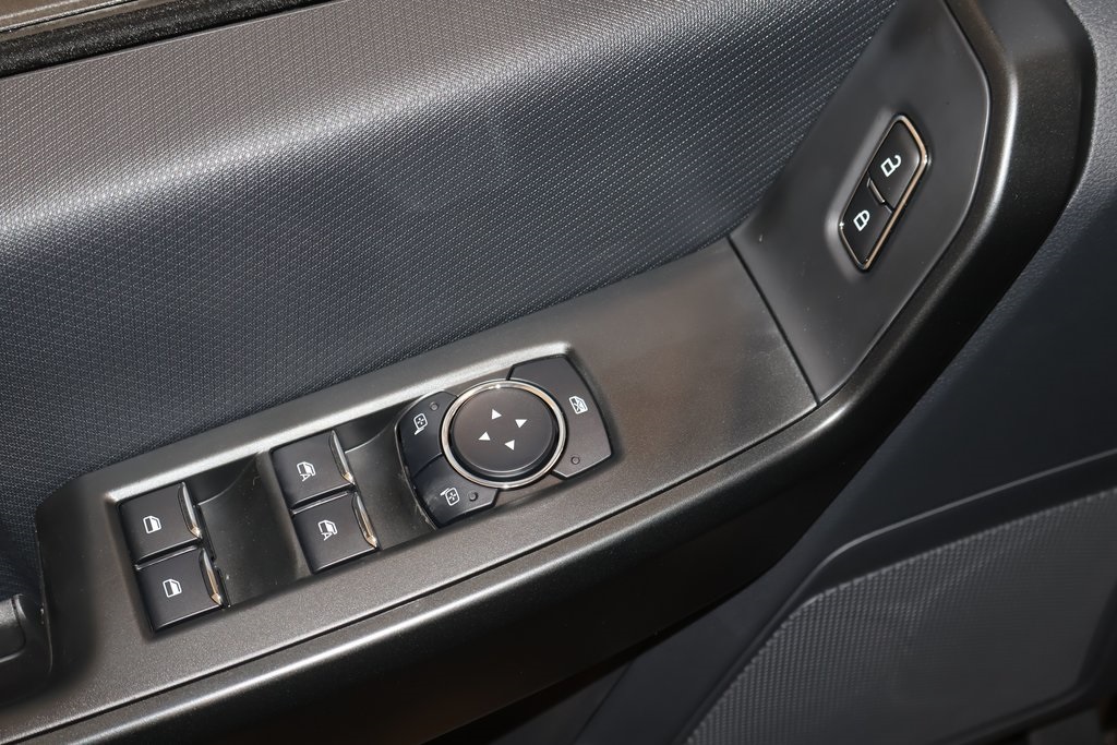 2025 Ford F-150 STX photo 9